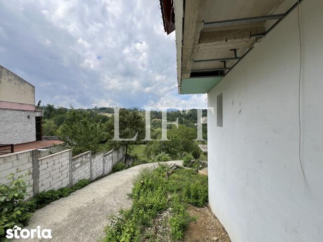 Casă vânzări