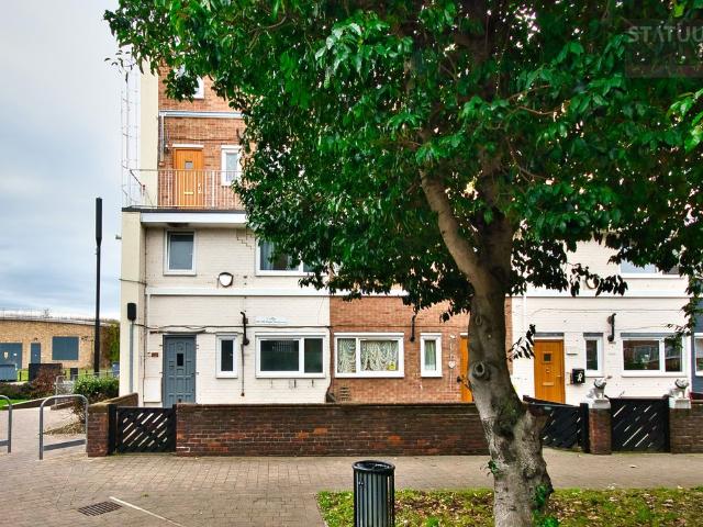 House for rent in Limehouse, Greater London