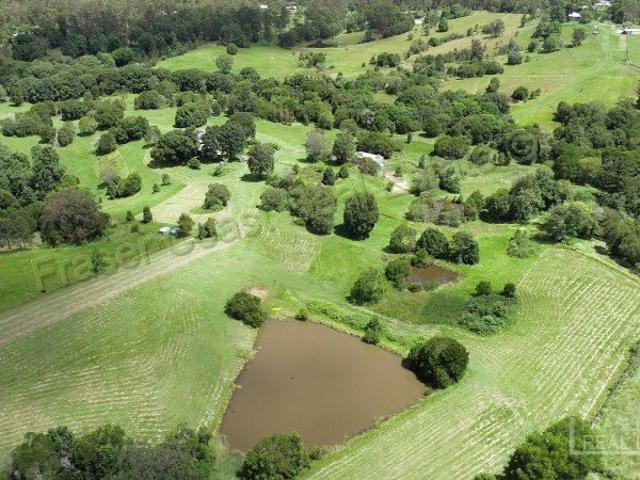 Cottage for sale in North Deep Creek, Queensland
