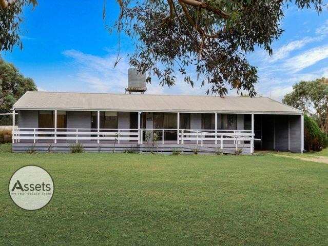 Cottage for sale in Narrawong, Victoria