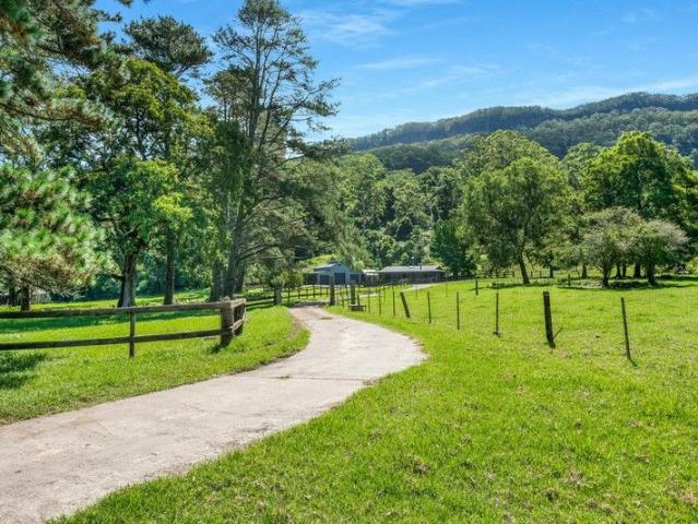 Cottage for sale in Woodhill, New South Wales