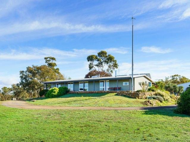 House for sale in Campbells Creek, Victoria