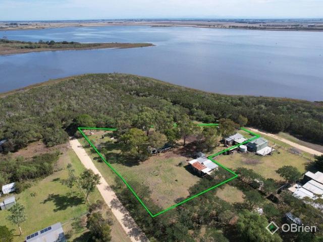 House for sale in Hollands Landing, Victoria