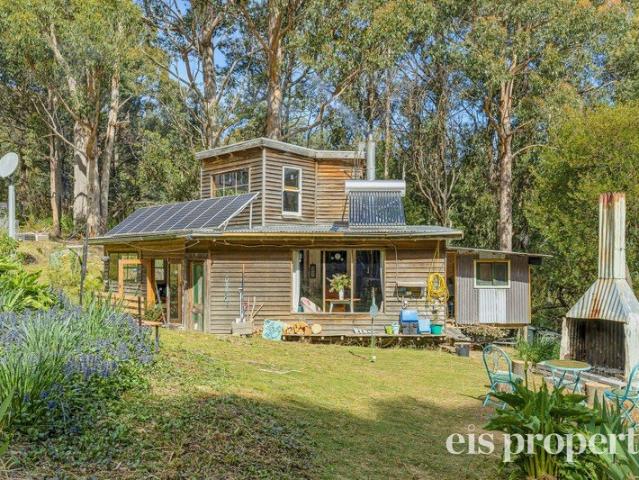 House for sale in Garden Island Creek, Gordon