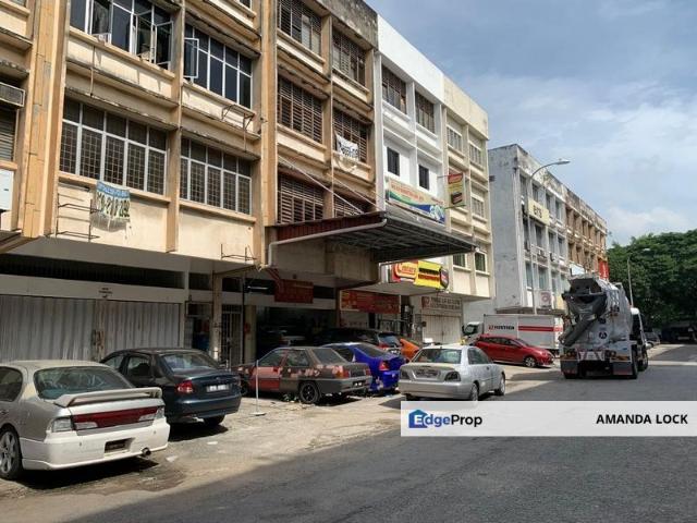 Shop for rent in Country Heights Damansara, Kuala Lumpur