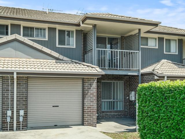 Townhouse for sale in Toombul, Queensland
