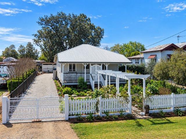 House for sale in Warwick, Southern Downs Regional