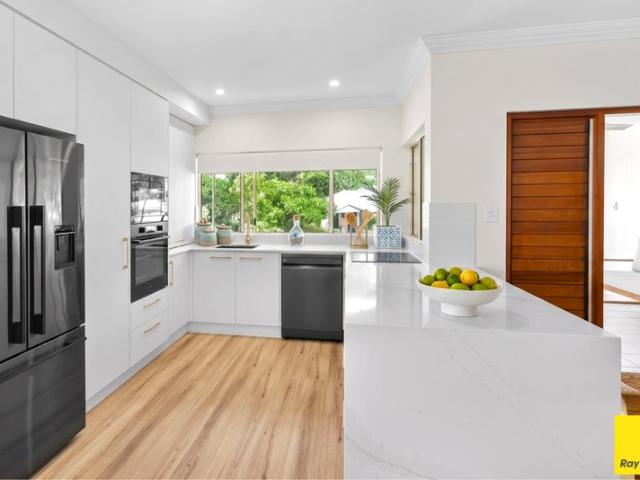 Apartment for sale in Palm Cove, Queensland
