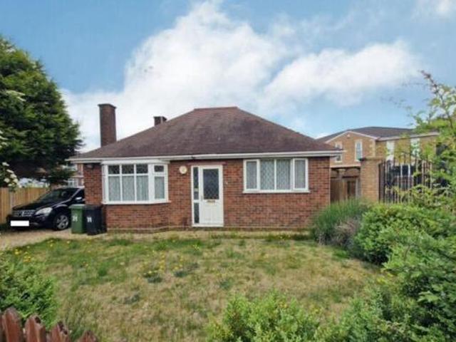 House for sale in Dixons Green, West Midlands