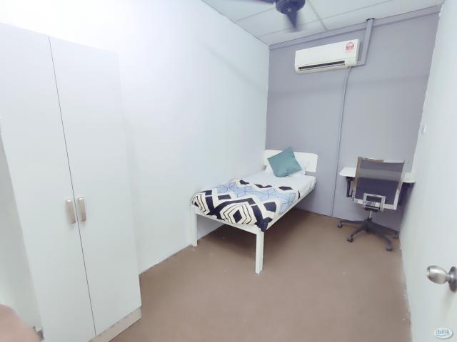 Room for rent in Petaling, Damansara Damai