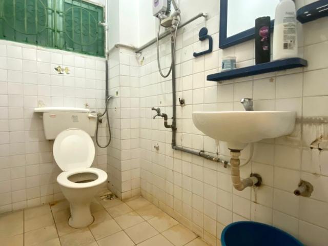 Room for rent in Petaling, Alam Impian