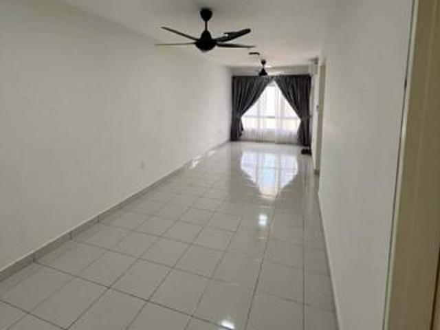 Apartment for rent in Tanjong Sepat, Selangor