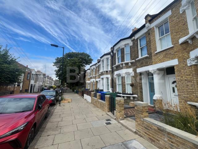 House for rent in Camberwell, Greater London