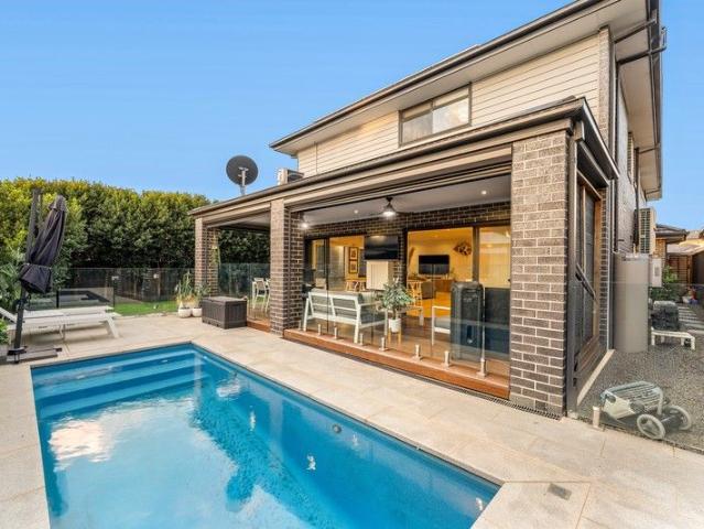 House for sale in Clyde, Victoria