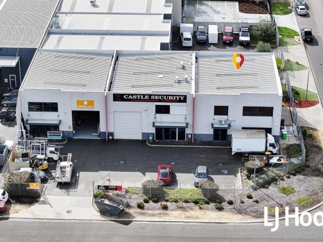Warehouse for sale in Landsdale, Western Australia