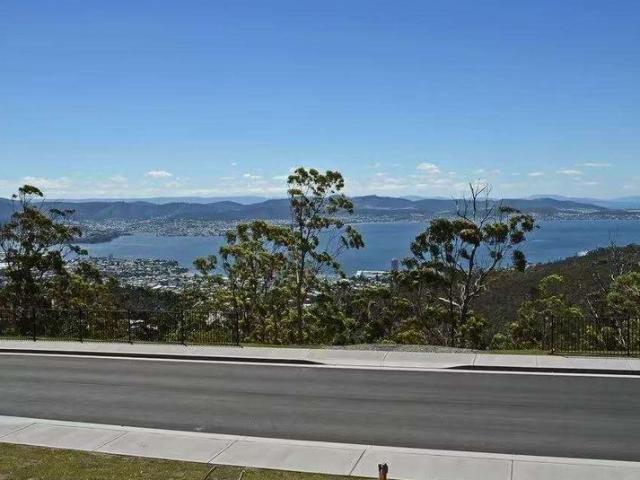 Land for sale in Tolmans Hill