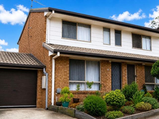 Townhouse for sale in Toombul, Queensland