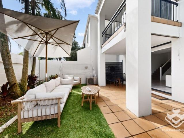 Townhouse for sale in Fernbrook, Queensland