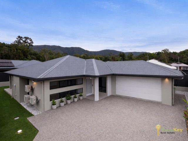 House for sale in Palm Cove, Queensland