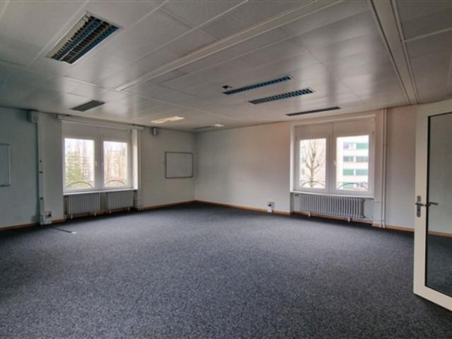 Büro mieten in Chavannes-près-Renens, Waadt