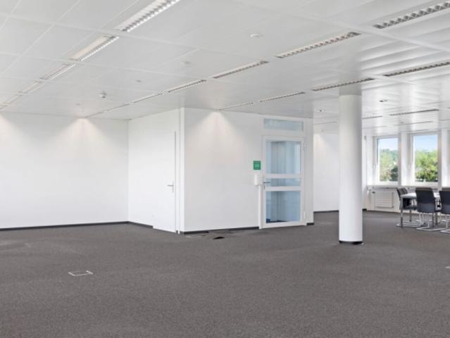 Büro mieten in Renens, Waadt