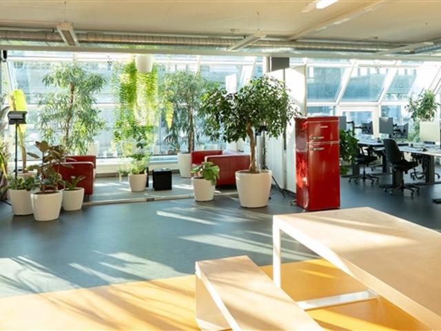 Büro mieten in Einigen, Zürich
