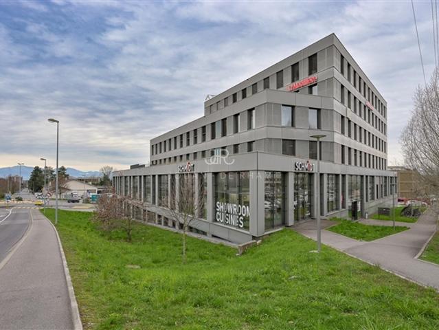 Büro mieten in Crissier, Waadt