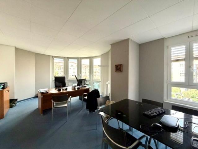 Büro mieten in Nyon, Waadt