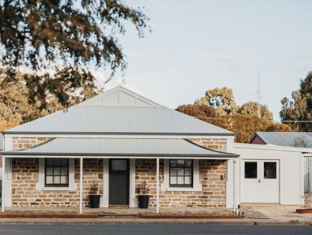 Office for rent in Clare, Clare and Gilbert Valleys Council