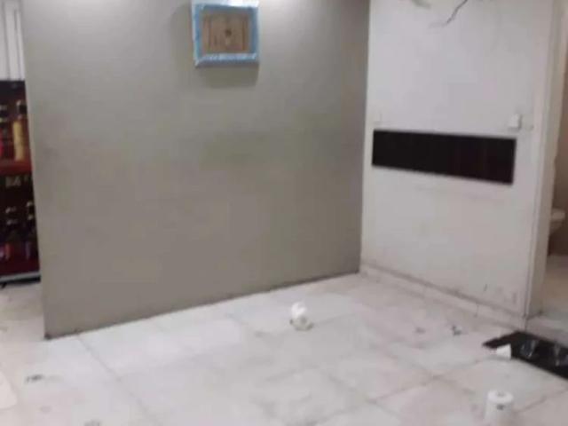 Commercial for rent in الحمراء, کراچی ڈویژن