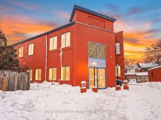 Office for rent in Woburn, Ontario