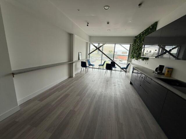 Office for rent in Elstree and Borehamwood, Borehamwood