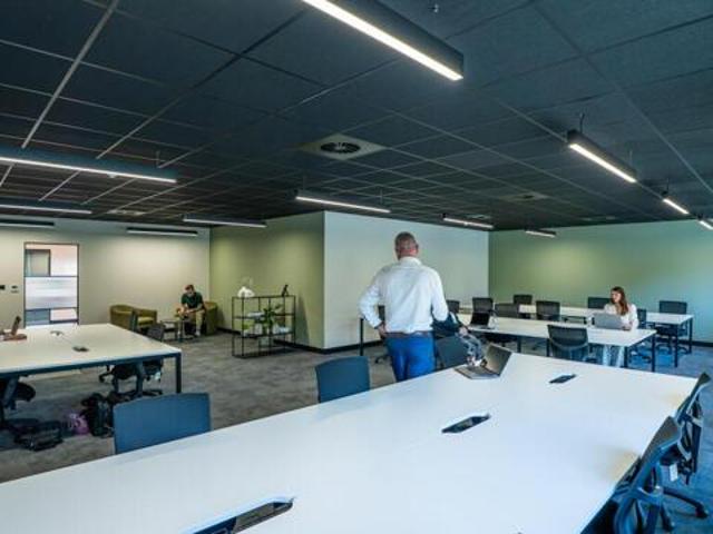 Office for rent in Middlebrook, Lee Bank