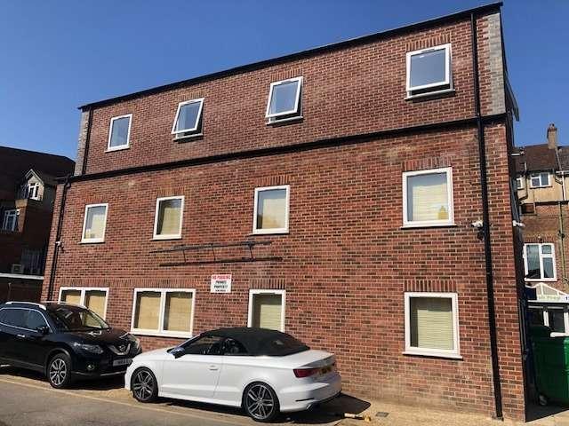 Office for rent in Northwood, Greater London
