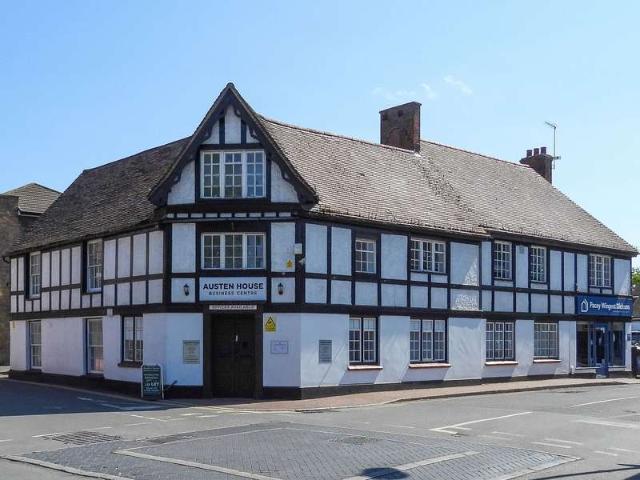 Office for rent in Pachesham Park, Surrey