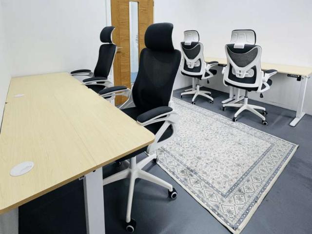 Office for rent in London Borough of Richmond upon Thames, Greater London