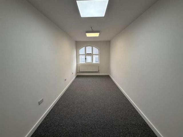 Office for sale in Swanscombe and Greenhithe, Monks Orchard