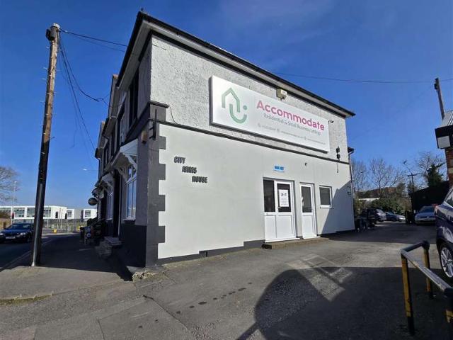 Office for sale in Stone, Monks Orchard
