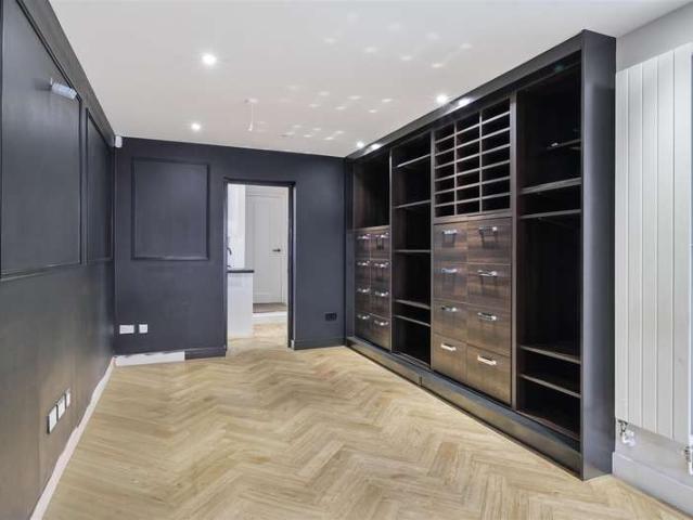Office for sale in Red Hill, Surrey