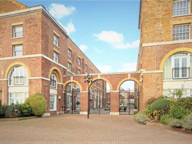 Office for rent in Ratcliffe, Shadwell
