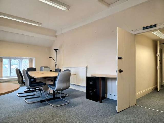 Office for rent in Minchinhampton, School House