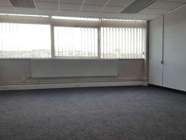 Office for rent in Baildon, West Yorkshire
