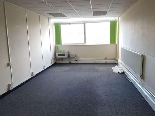 Office for rent in Baildon, West Yorkshire