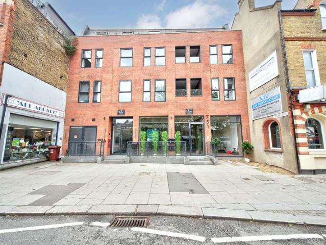 Office for rent in North Finchley, Greater London