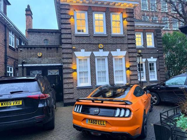 Office for sale in St. John's Wood, Greater London
