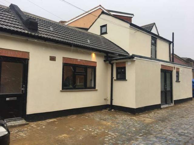 Office for rent in Seven Kings, Greater London