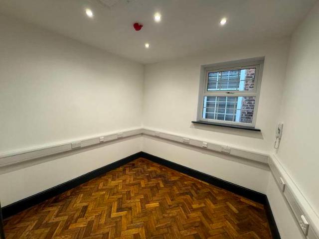 Office for rent in Darlington