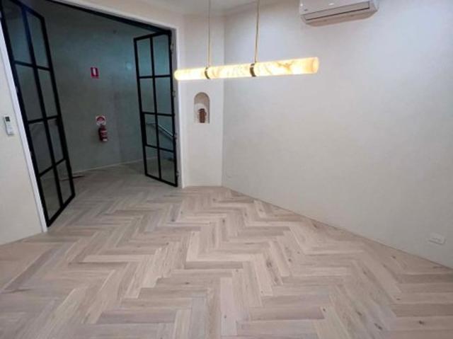 Office for rent in Kings Creek, Queensland