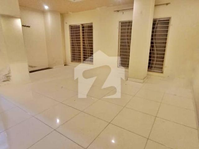Office for rent in Rawalpindi, Islamabad Capital Territory