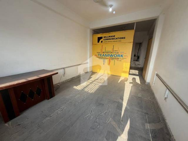 Office for rent in Rawalpindi, Islamabad Capital Territory